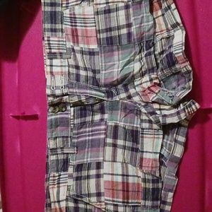 American eagle  plaid shorts size 8